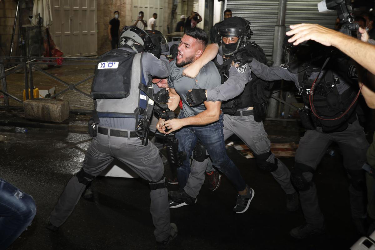 Medics: 50 Palestinians hospitalized in Jerusalem clashes