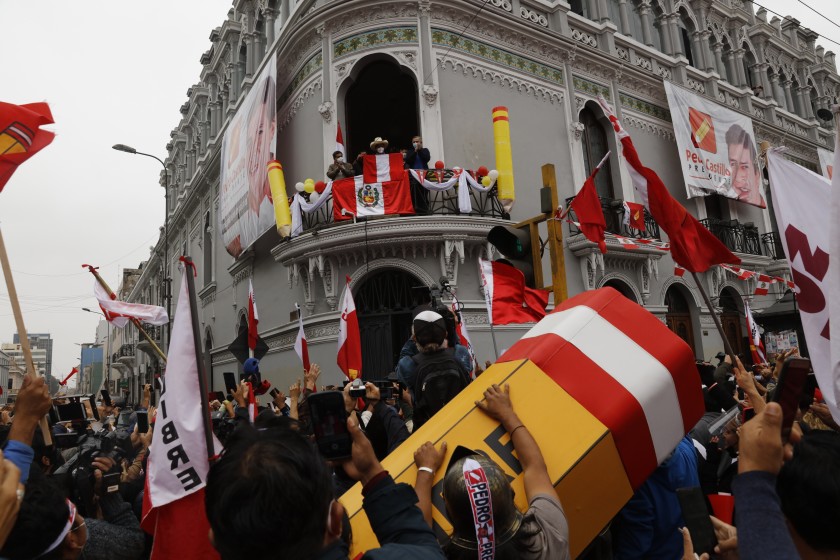 Peruvians await results of close presidential runoff race