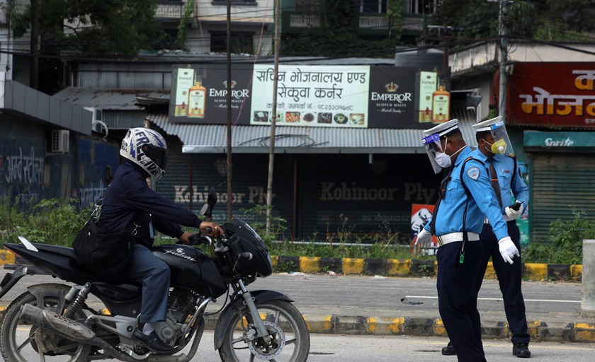केही खुकुलो पार्दै उपत्यकामा १० दिन थपियो निषेधाज्ञा