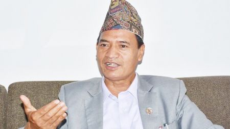 सबै नागरिकलाई खोप उपलब्ध हुन्छ : स्वास्थ्यमन्त्री तामाङ