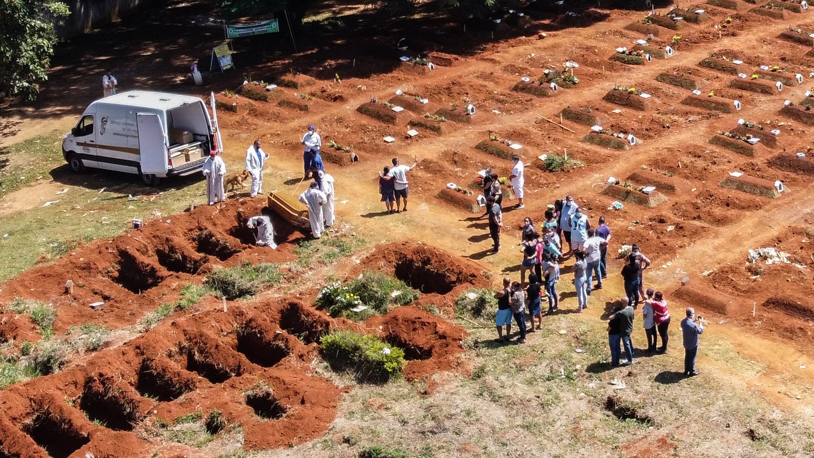 Brazil reports 1,456 more COVID-19 deaths