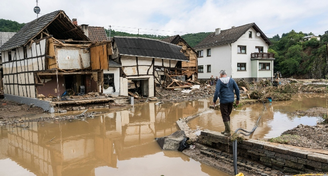 German floods death toll rises to 133, 153 in Europe