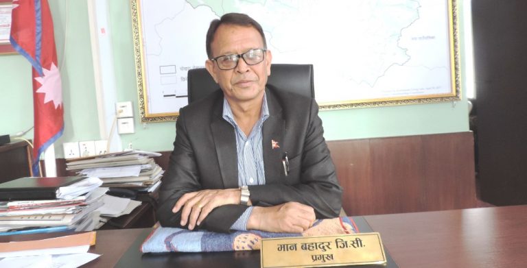 मस्तिष्कघात भई उपचाररत पोखरा महानगरपालिकाका प्रमुख जिसीको शल्यक्रिया हुँदै