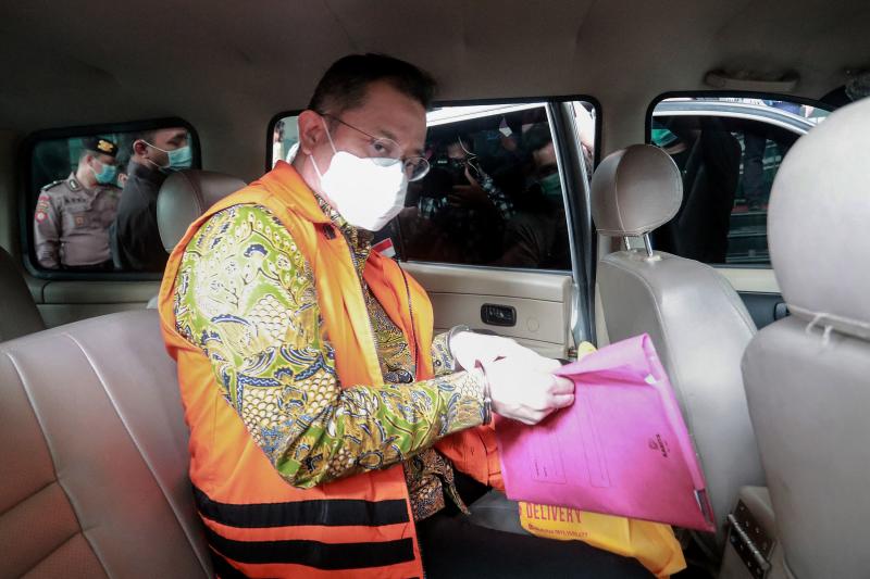 Indonesian ex-minister jailed for 12 years in virus graft case