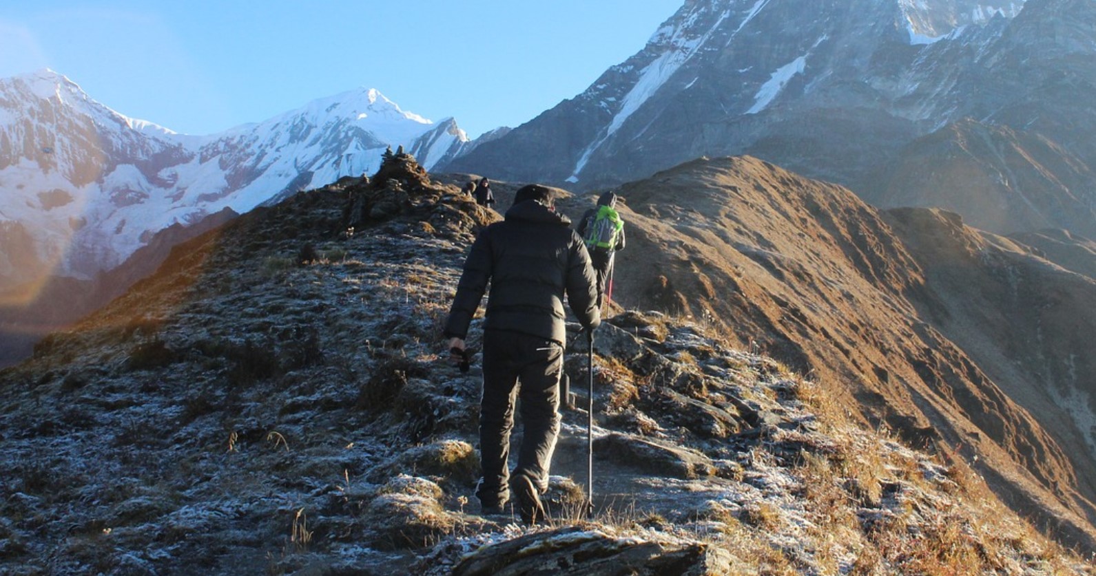 कञ्चनजङ्घाको पर्यटनः करोडौंको लगानी सङ्कटमा