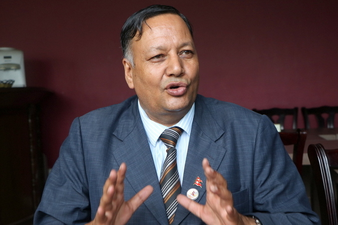 शिक्षा क्षेत्रको समस्या हल गरिन्छः मन्त्री पौडेल