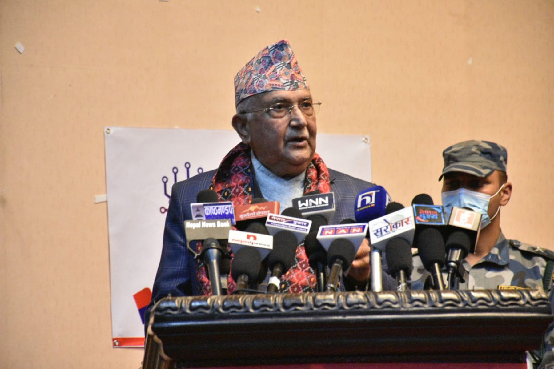 एमाले महाधिवेशनः दबाब र आशाको केन्द्रमा अध्यक्ष ओली