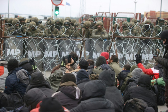 Lukashenko says wants to avoid ‘confrontation’ in migrant standoff