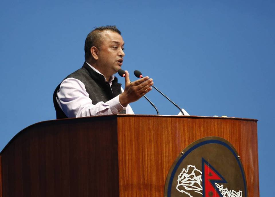 सरकारको कार्यशैली सुधार गर्न प्रधानमन्त्रीलाई कांग्रेसका महामन्त्री गगन थापाको सुझाव