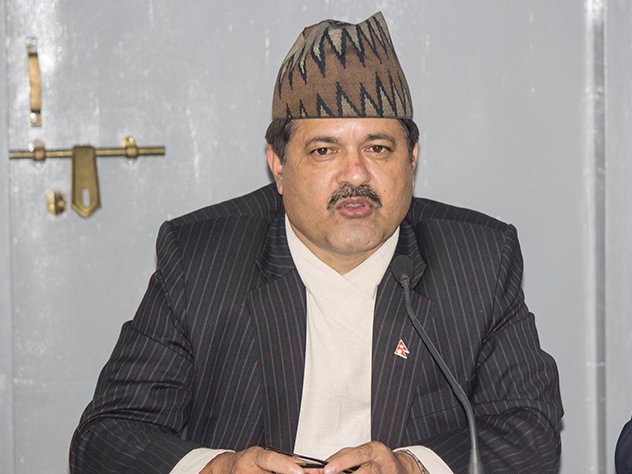 स्थानीय तहको चुनाव सार्न मिल्दैन : एमाले नेता खरेल