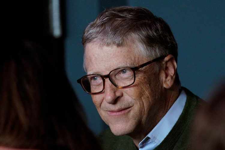 Bill Gates visits Pakistan, discusses fight against polio, COVID-19