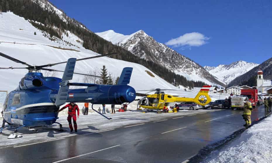 Avalanches kill 8 in Austria