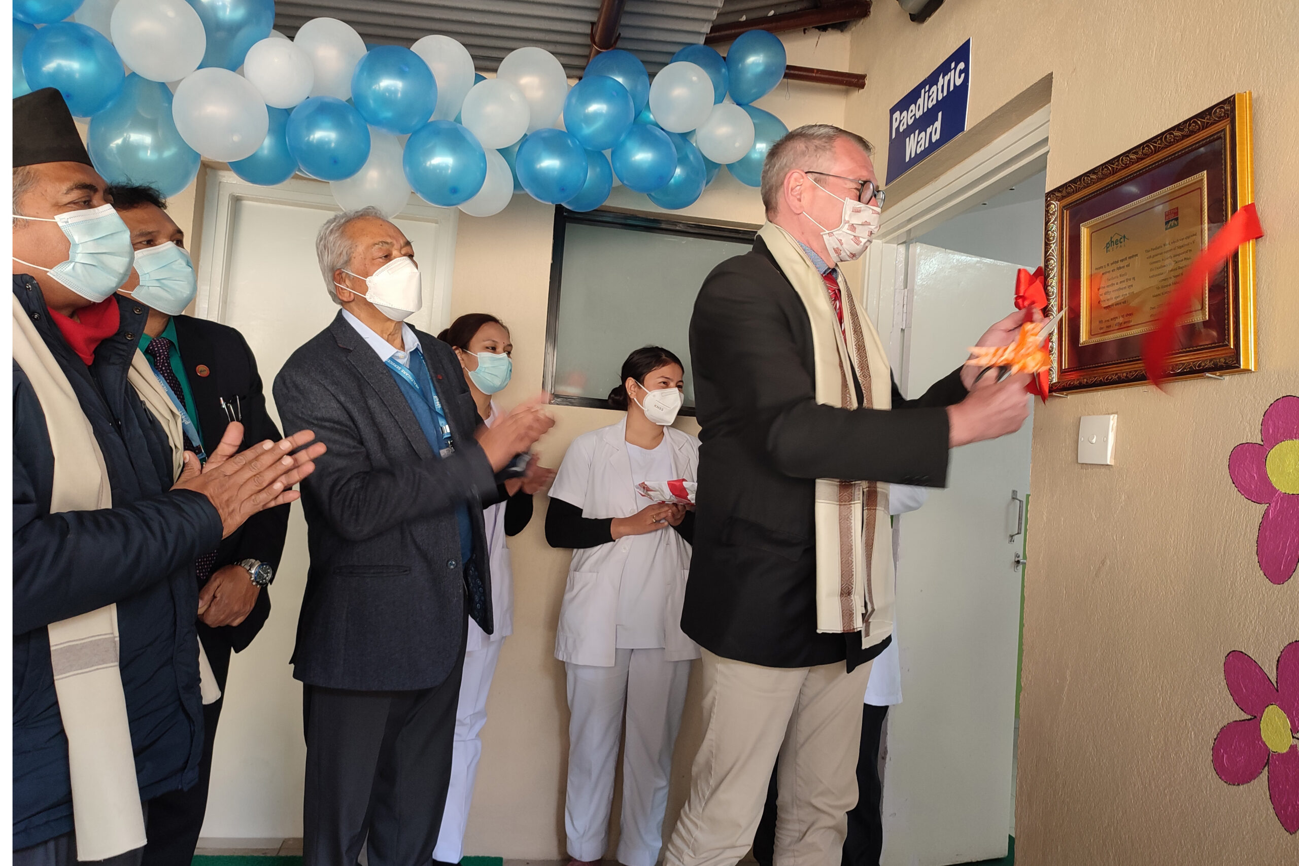 जर्मनी राजदूतद्वारा कीर्तिपुर अस्पतालमा बाल चिकित्सा वार्डको उद्घाटन
