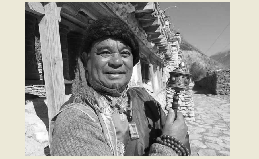 राष्ट्रपति र प्रधानमन्त्रीद्वारा गायक जयनन्द लामाको निधनप्रति दुःख व्यक्त