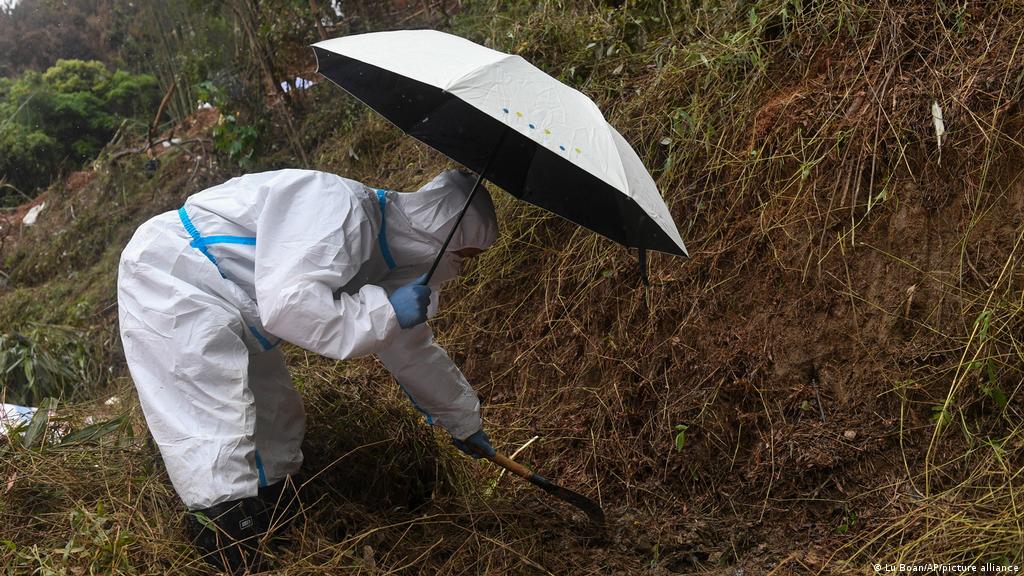 All 132 people on board China’s crashed plane dead