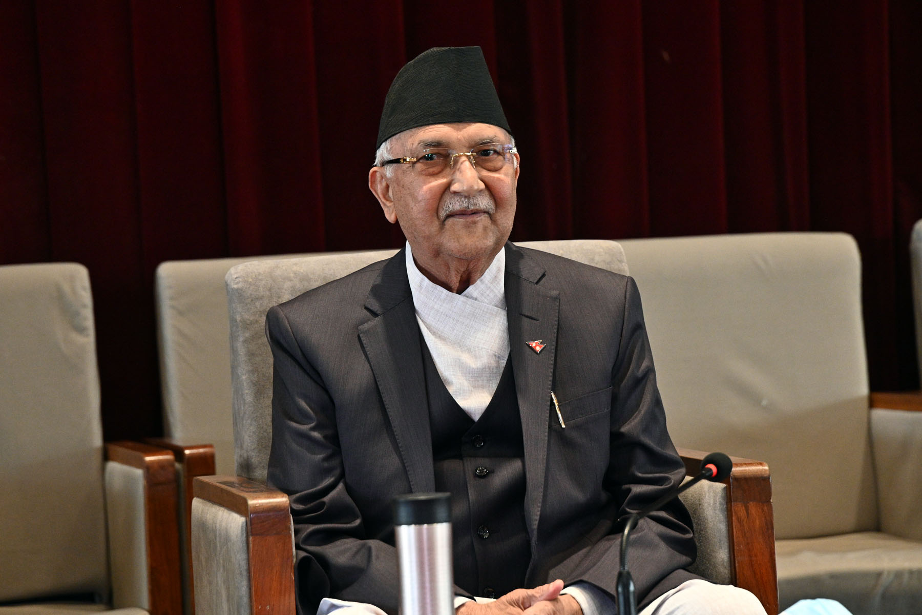 चुनावका लागि गाउँ जान सांसदलाई एमाले अध्यक्ष केपी ओलीको निर्देशन