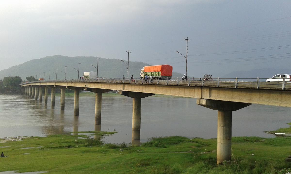पौडी खेल्ने क्रममा नारायणीमा एक बेपत्ता