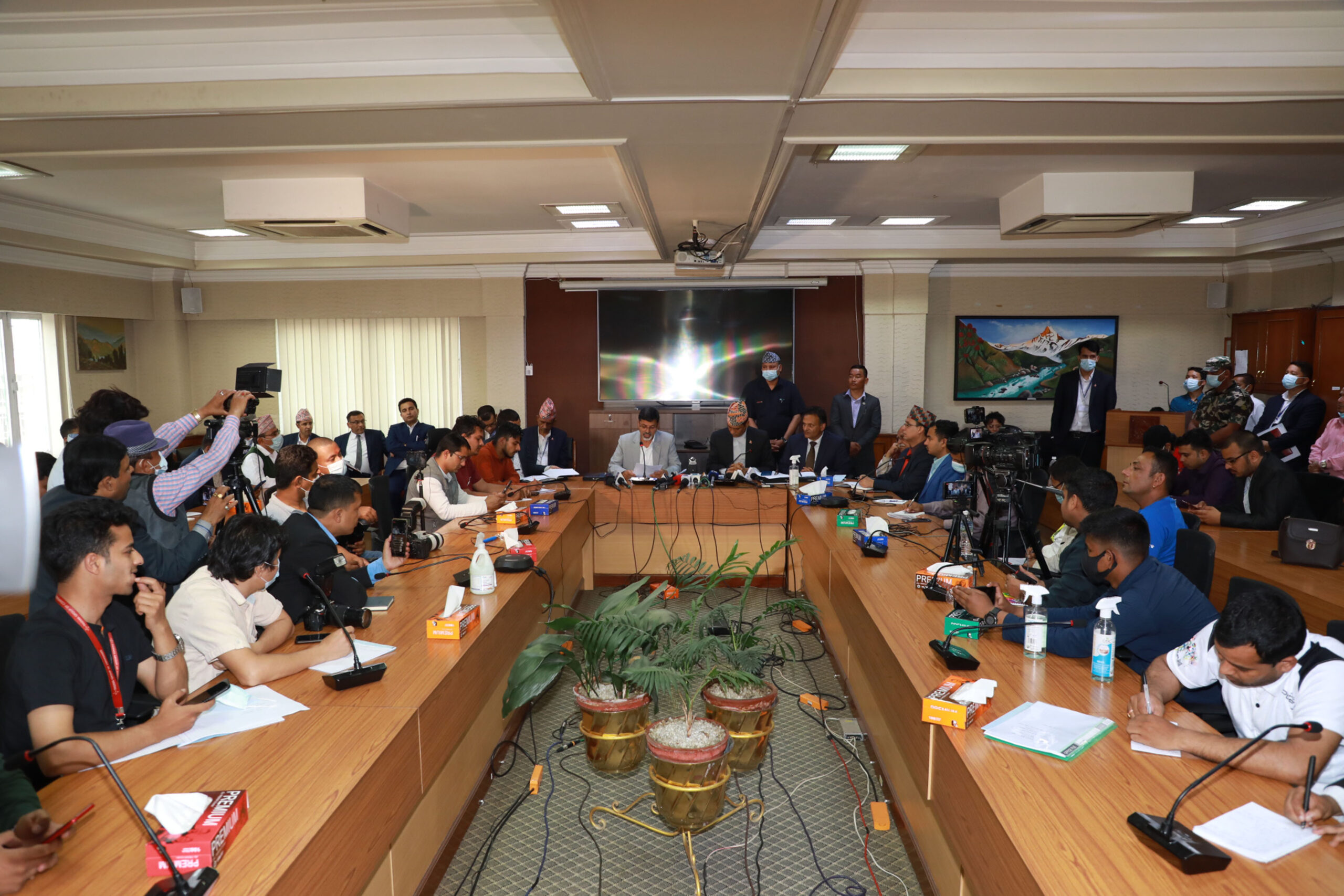 राजनीतिक उद्देश्यले अर्थतन्त्रबारे अनावश्यक हल्ला गरियो : अर्थमन्त्री