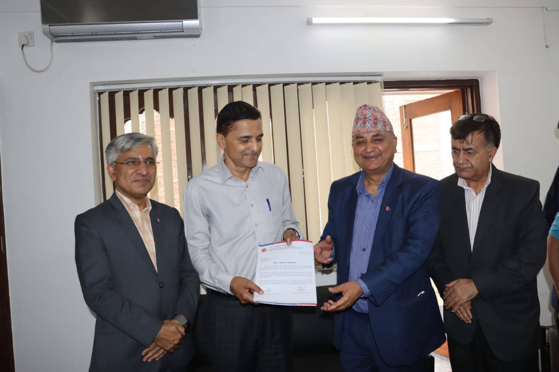 एमालेलाई स्वास्थ्यका २१ बुँदे सुझाव