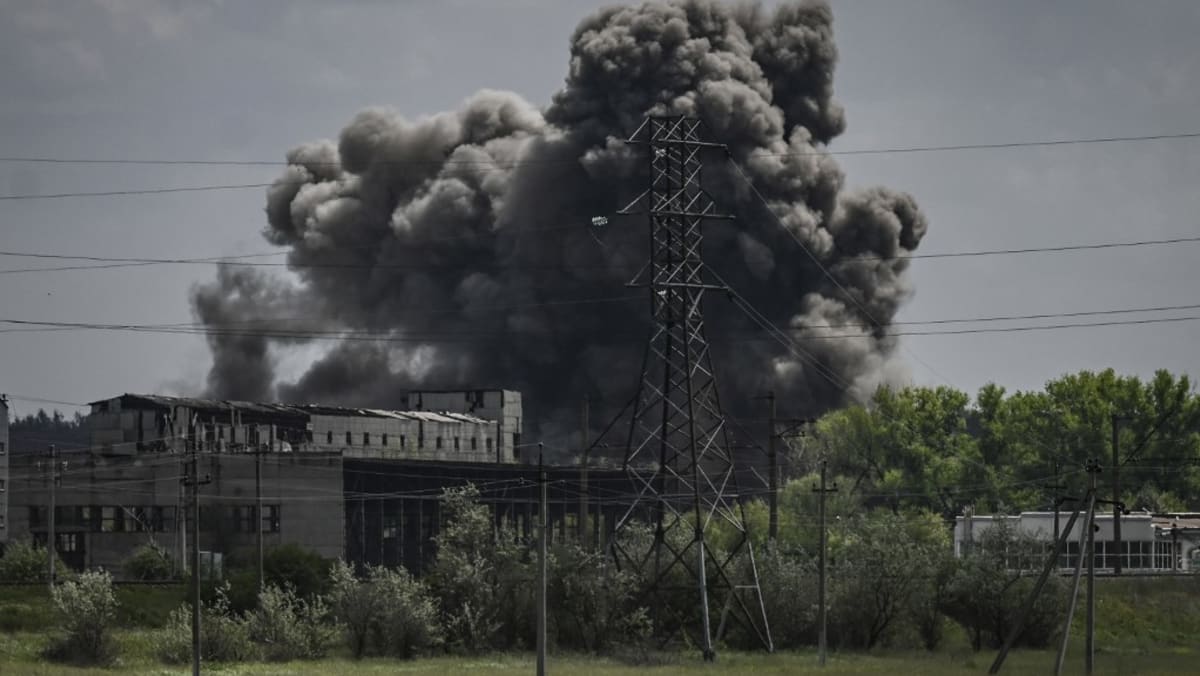 ‘We are not alone’: Wartime solitude on Ukraine’s ghostly front
