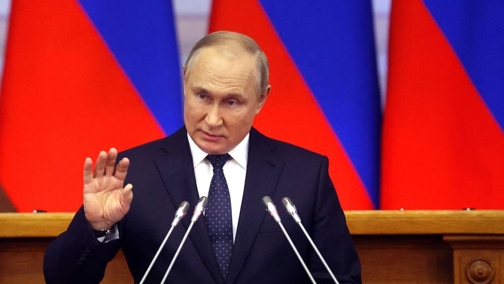 African Union head to speak to Putin Friday in Russia