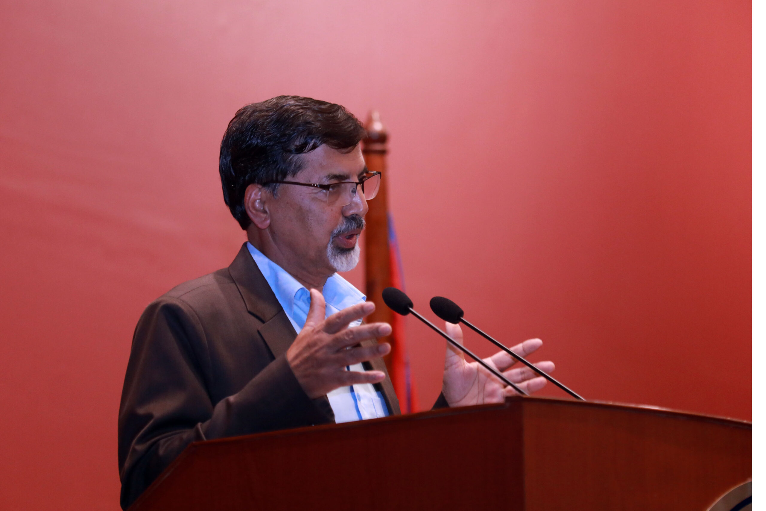 देश र जनताको हितका लागि बजेट ल्याउँदा किन विरोध : अर्थमन्त्री