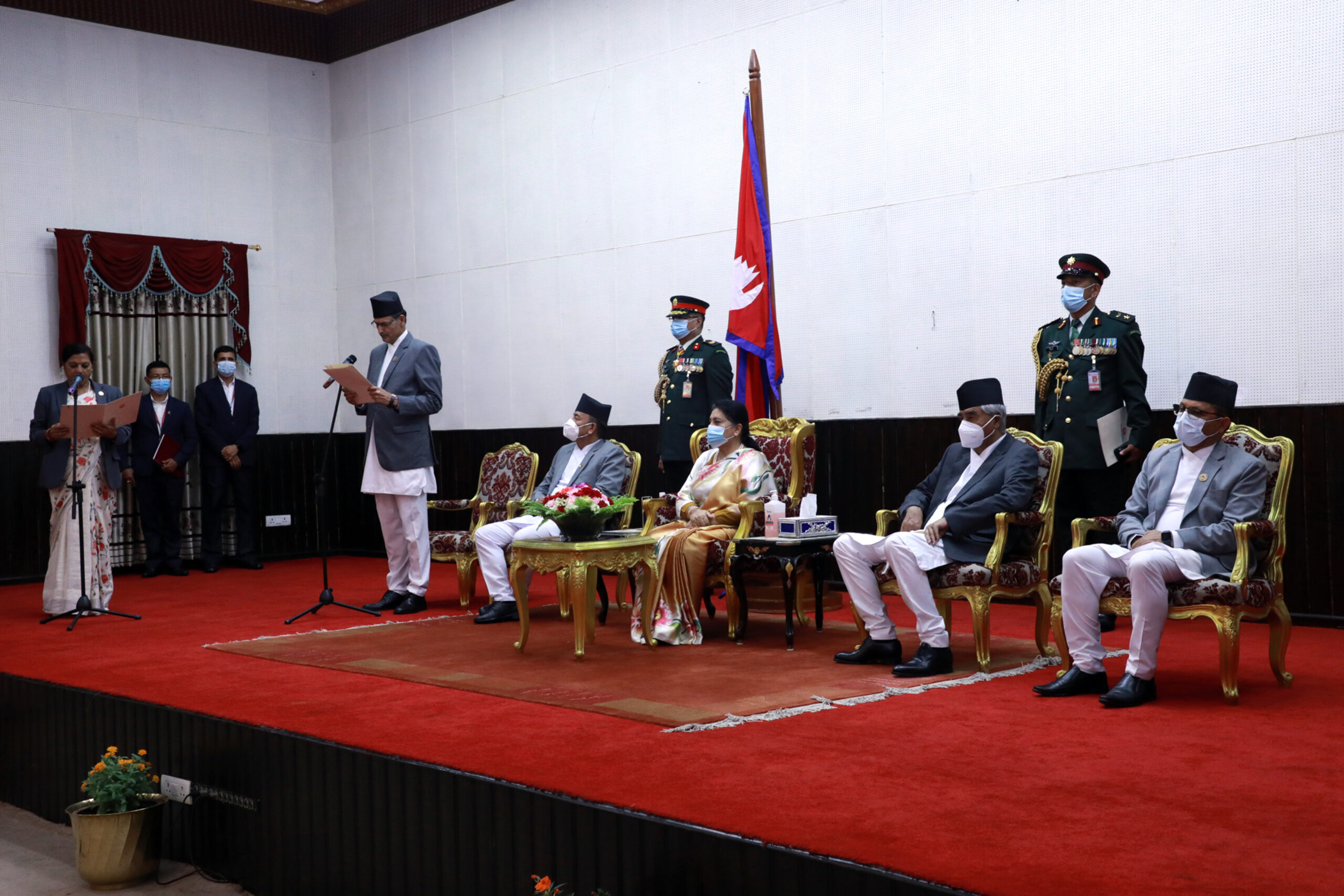 सभामुखद्वारा उपसभामुखलाई पद तथा गोपनीयताको शपथ