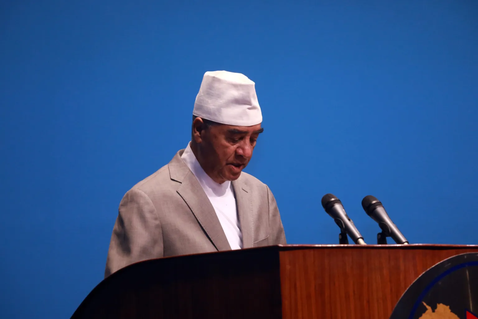 मुलुकमा पर्याप्त उत्पादन हुने खाद्यवस्तु पनि आयात गर्नुपर्ने स्थिति चिन्ताजनक : प्रधानमन्त्री