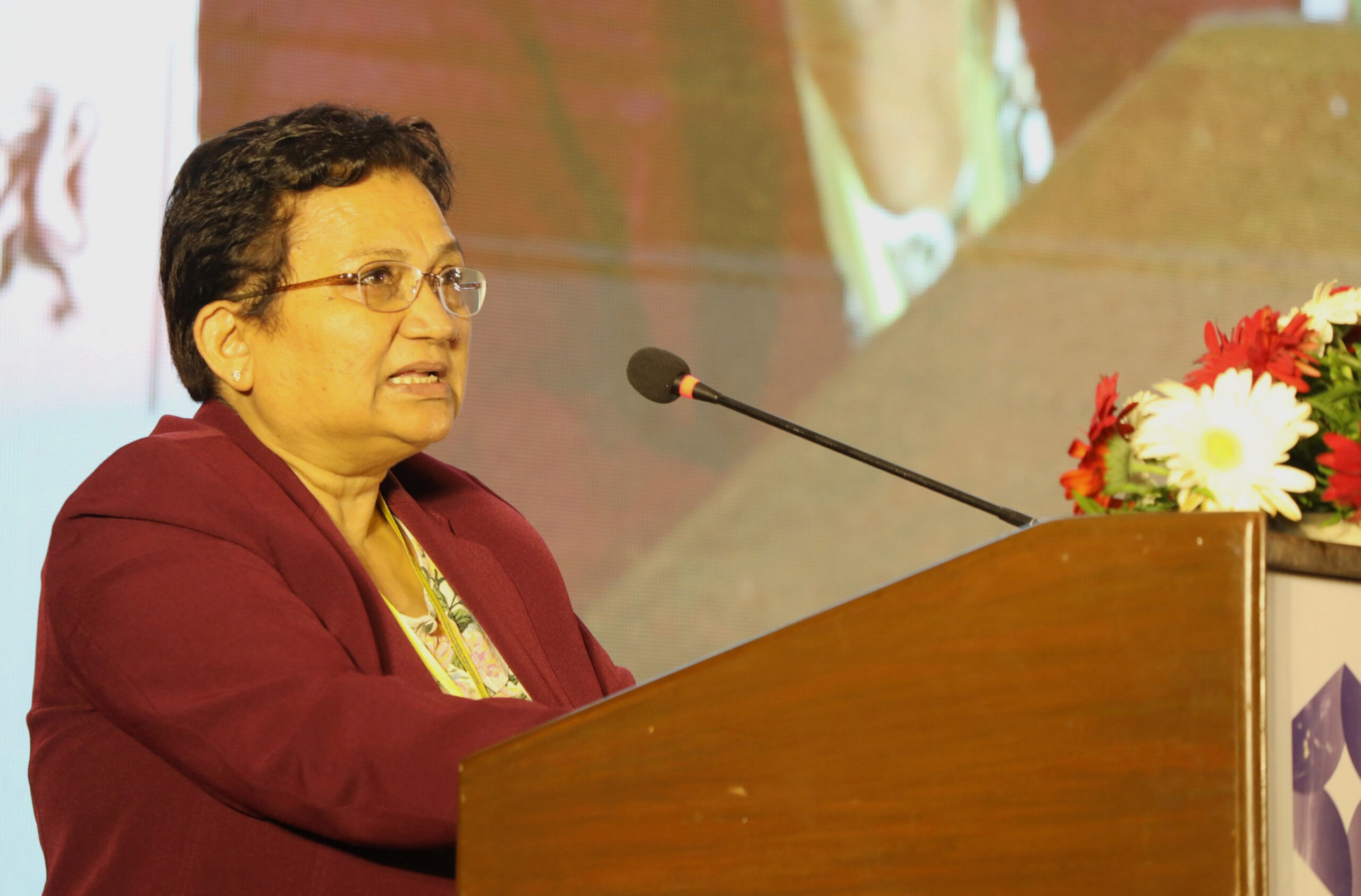 गुणस्तरीय जीवनयापनका लागि जनताको क्रयशक्ति बढाउनुपर्छ : मन्त्री भुसाल