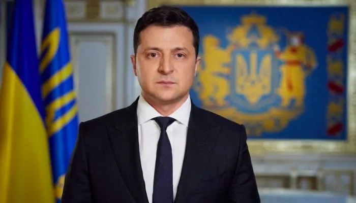 Zelensky meets with French FM on support for Ukraine