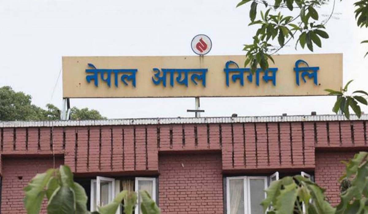 आयल निगम अझै मासिक ६१ करोड घाटामा