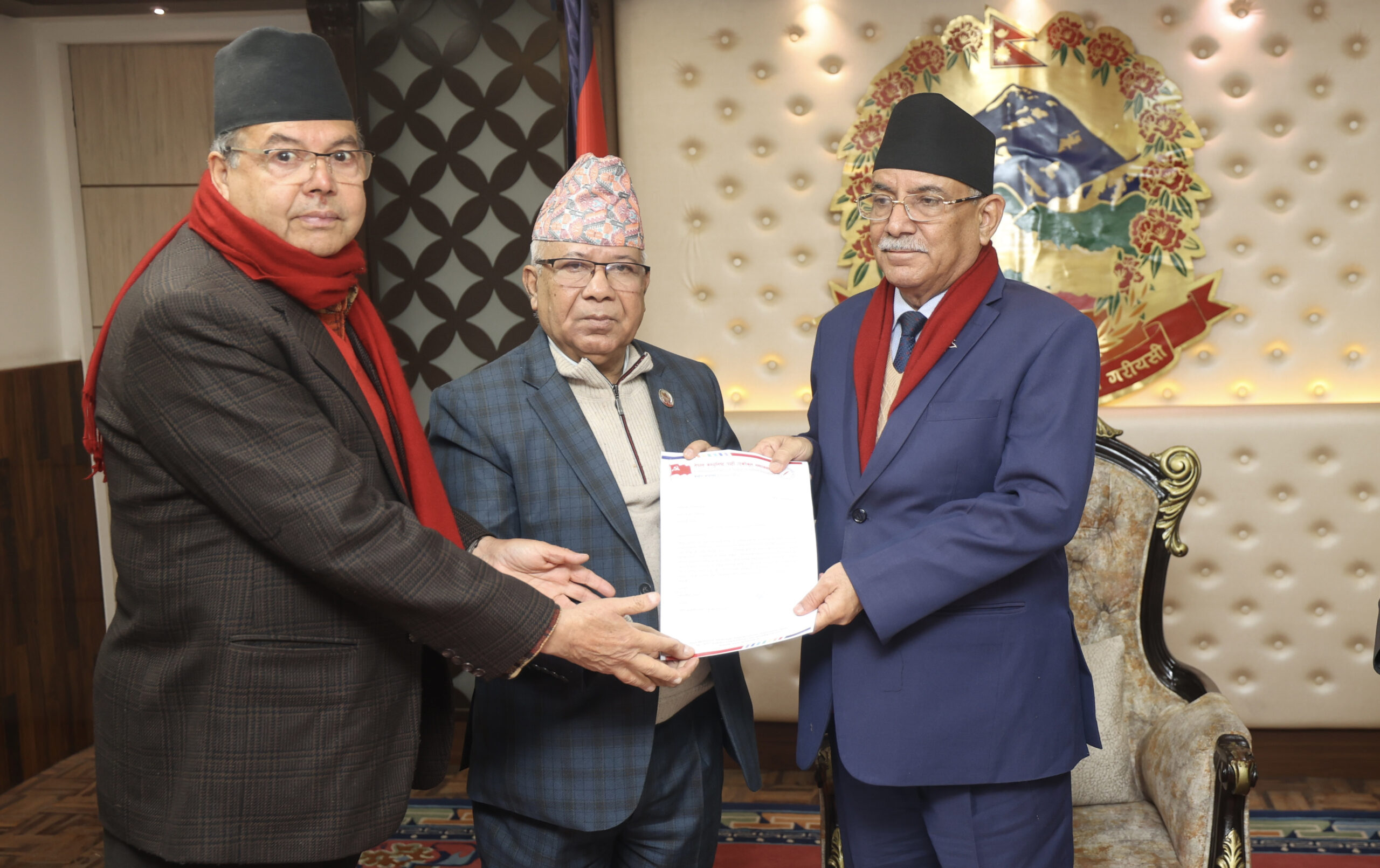 प्रधानमन्त्रीलाई एकीकृत समाजवादीको ध्यानाकर्षण