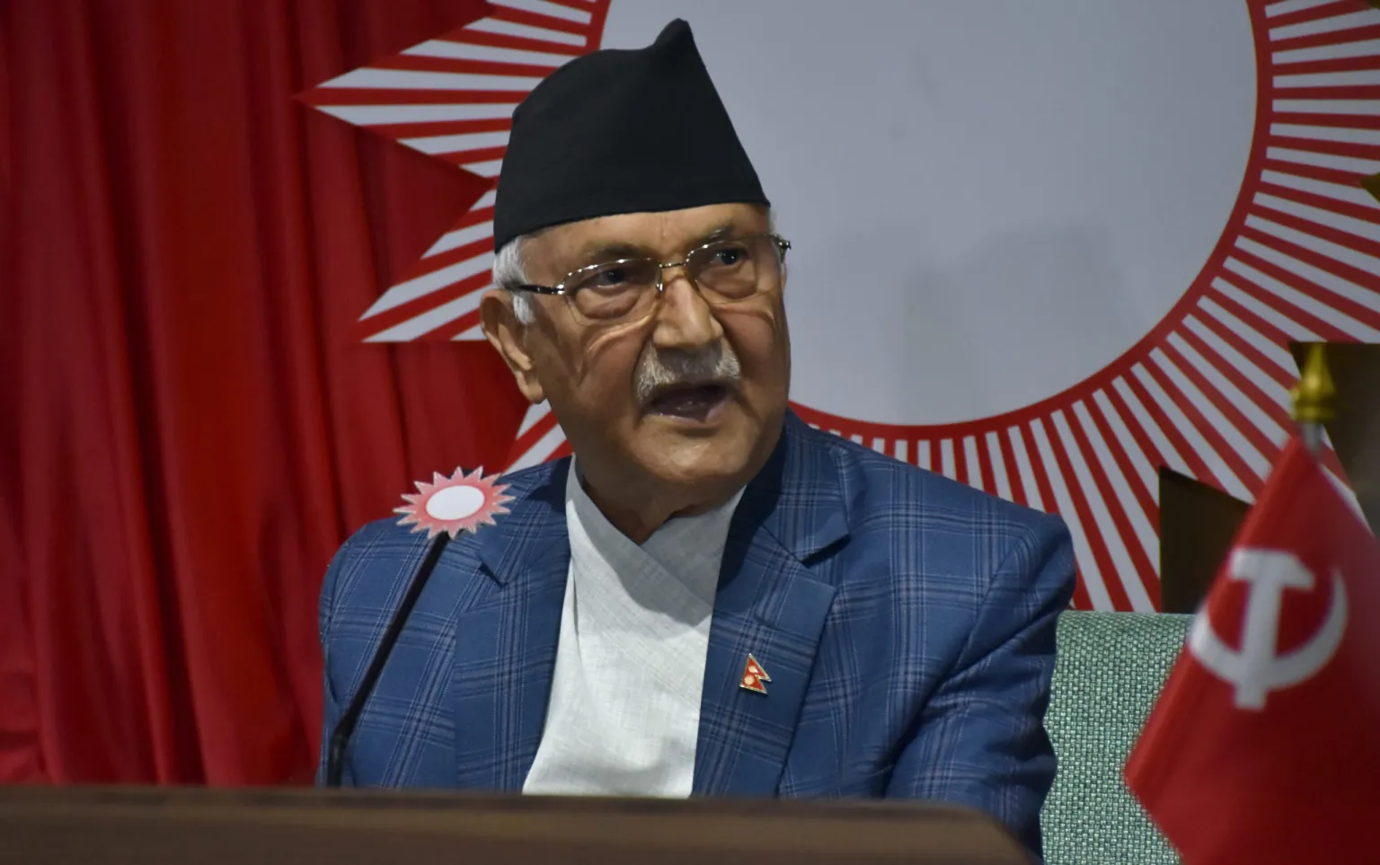 तत्काल सरकार परिवर्तन गर्ने चाहना एमालेलाई छैन : केपी ओली