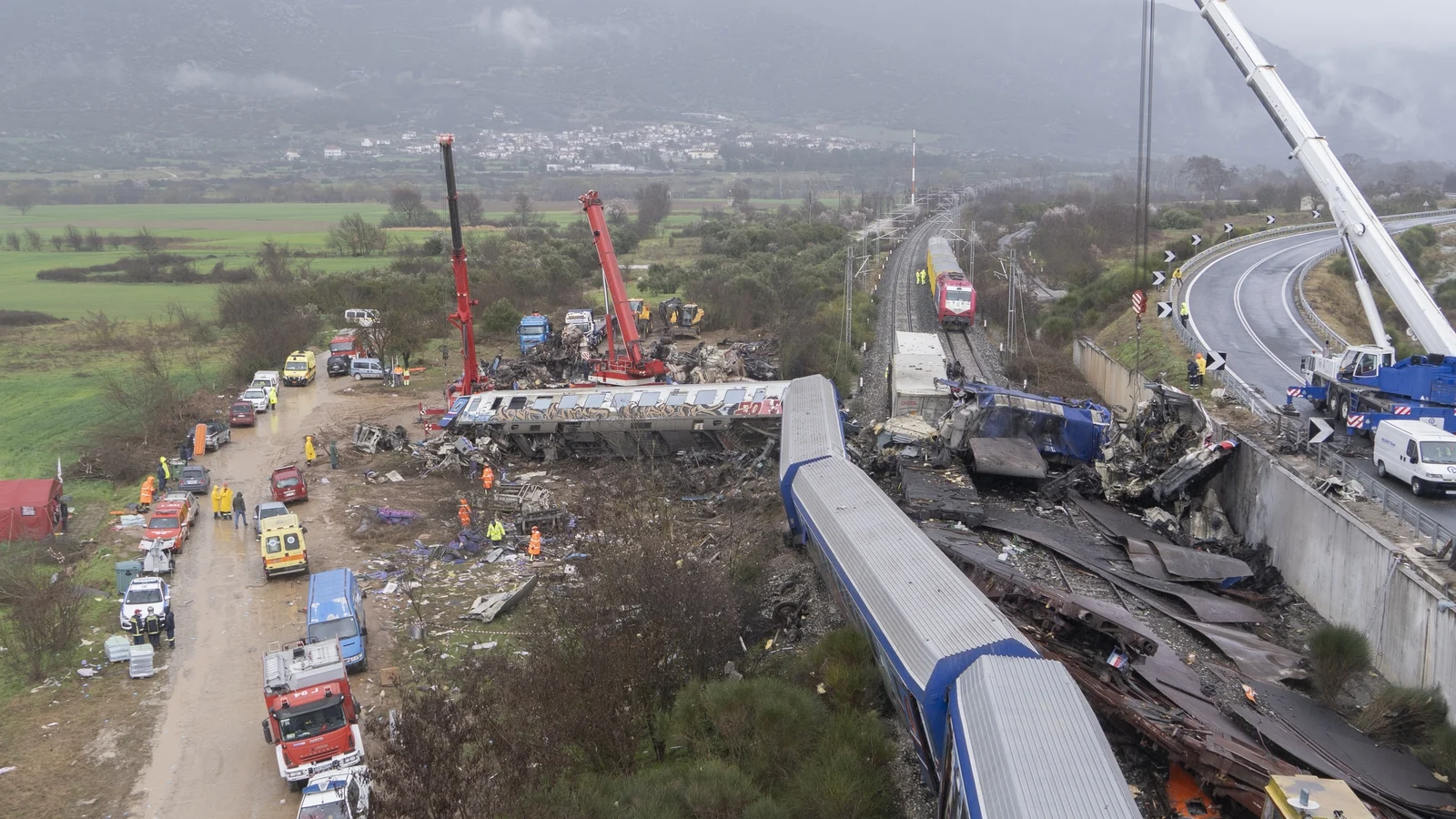Police carry out search at Larissa station after Greek train crash