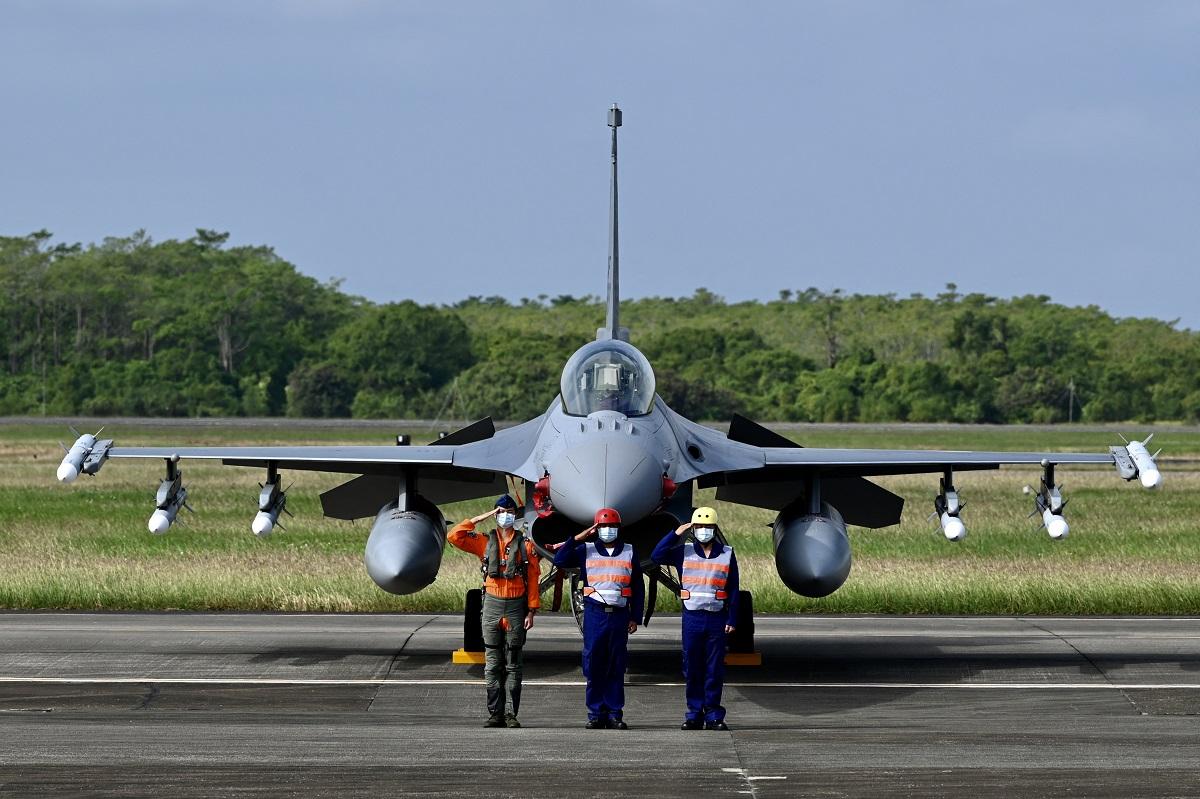 US selling Taiwan $619 mn worth of F-16 munitions