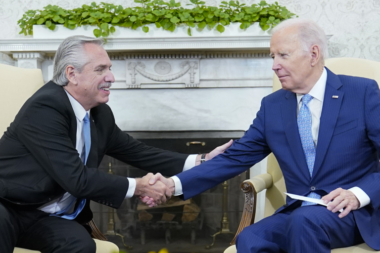 Biden, Argentine president affirm ‘economic integration’