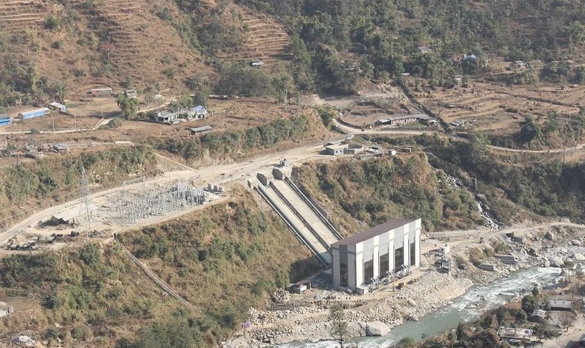 जलविद्युतका कारण नारच्याङमा बसाइँ सर्दै