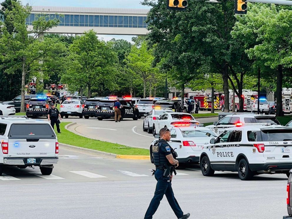 3 killed, 3 wounded in bar shooting in U.S. Oklahoma