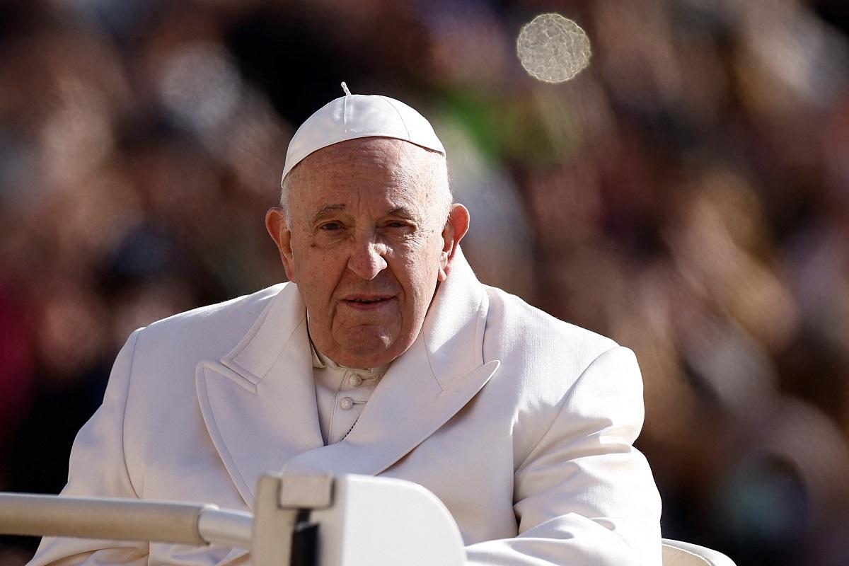 Pope offers support for Catholics in China