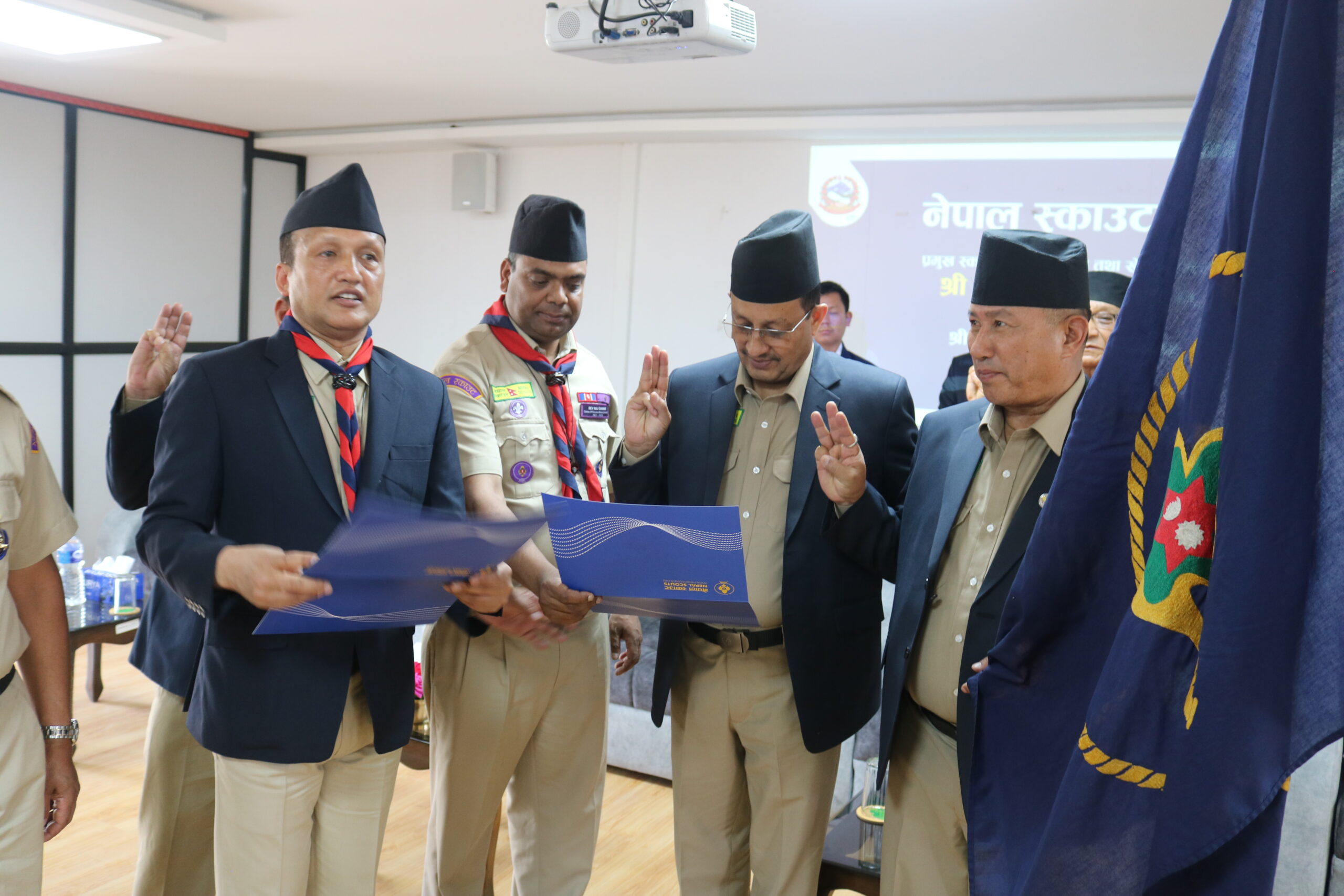 नेपाल स्काउटको प्रमुख स्काउटको रुपमा दीक्षित भए युवा तथा खेलकुद मन्त्री डिग बहादुर लिम्बू (भिडिओ)
