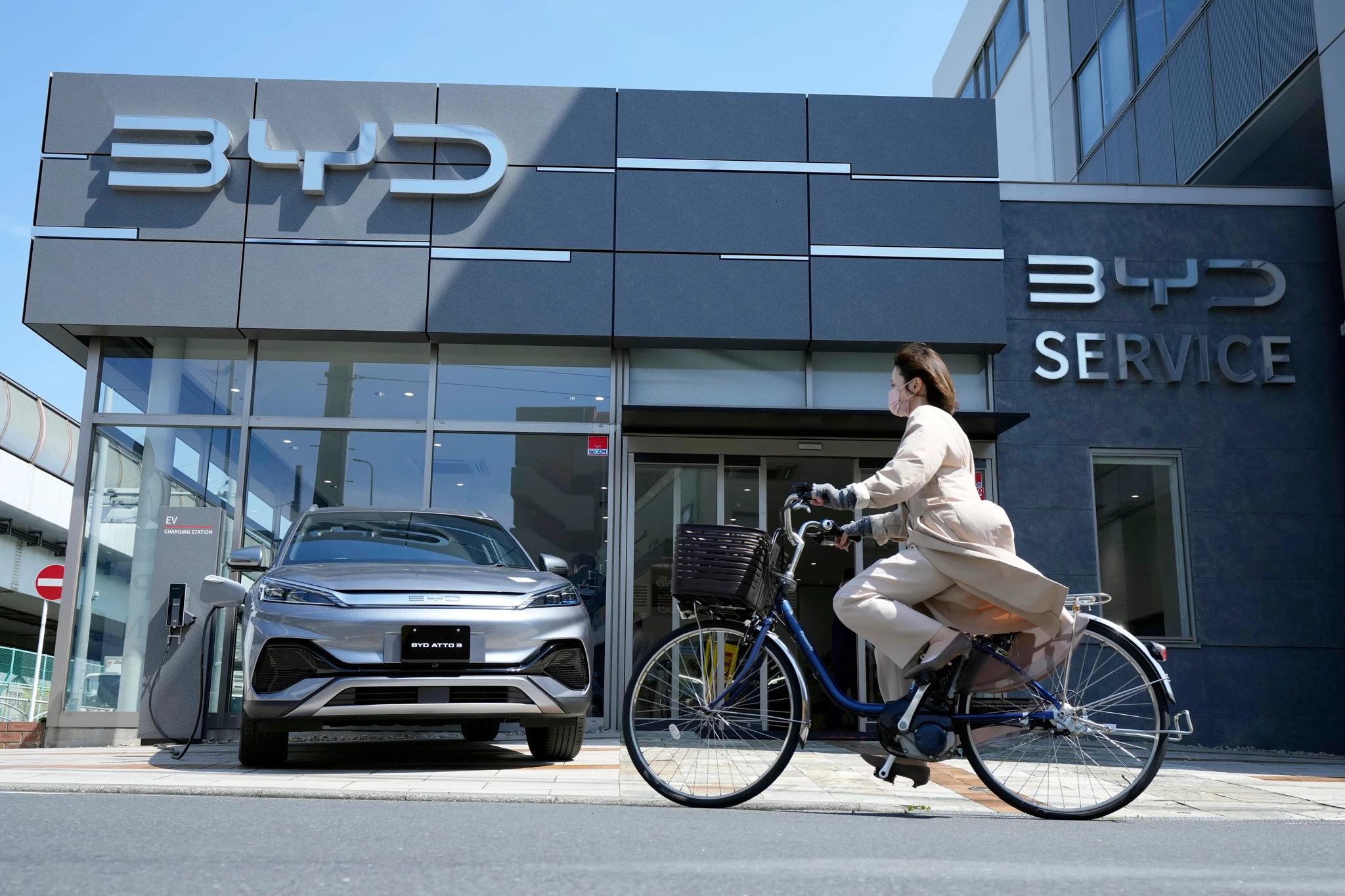 Chinese electric vehicle brands expand to global markets