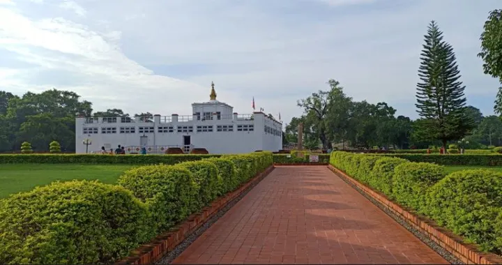 कोसेली तयार हुँदैछ लुम्बिनी आउने पर्यटकलाई