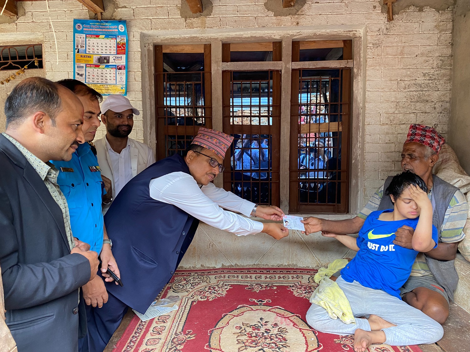 सन्तोषीले घरमै पाउनुभयो नागरिकता