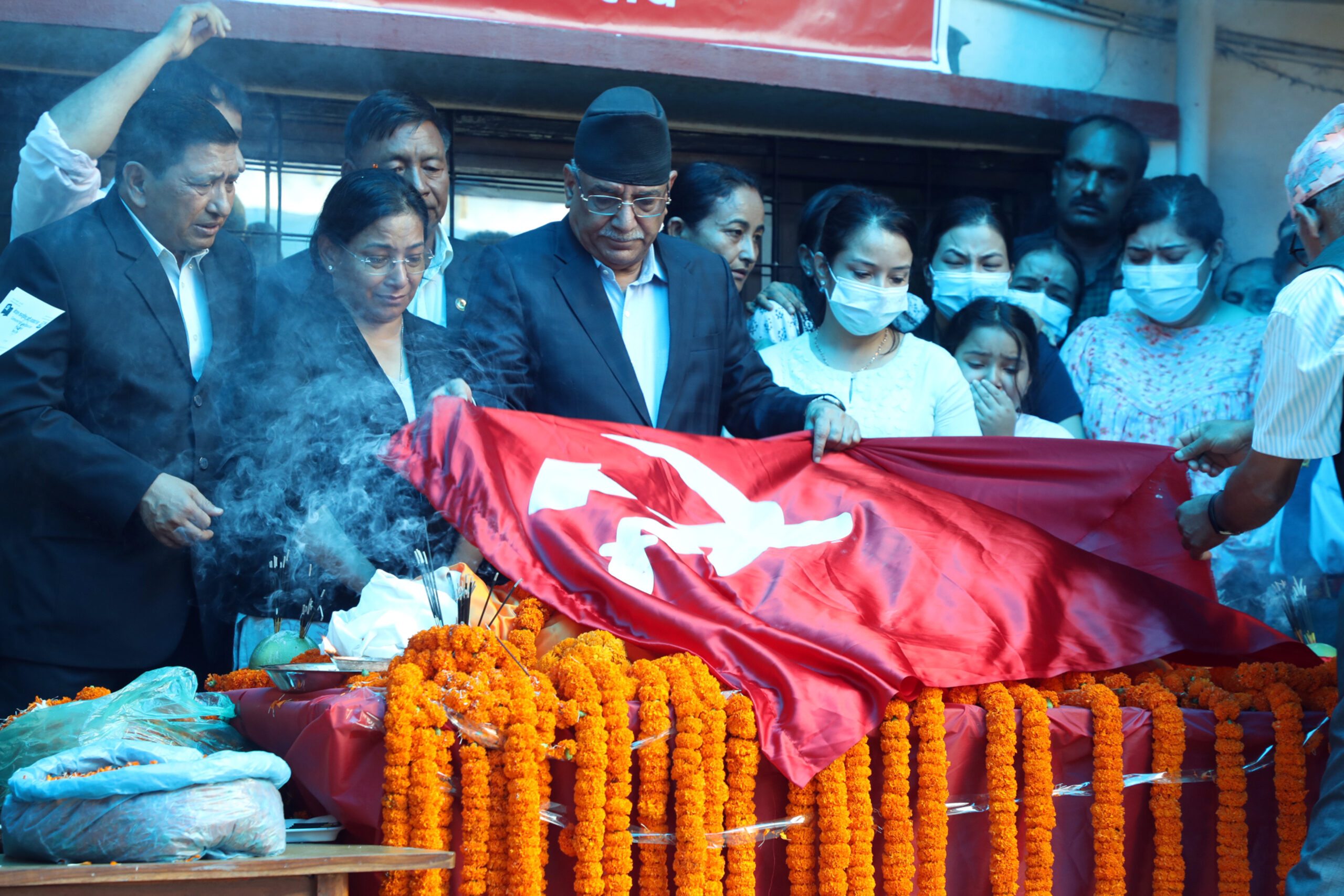 दाहालको पार्थिव शरीर श्रद्धाञ्जलीका लागि पेरिसडाँडामा