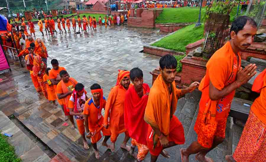 बोलबम मेलालाई  मलमासले प्रभावित बनाउने