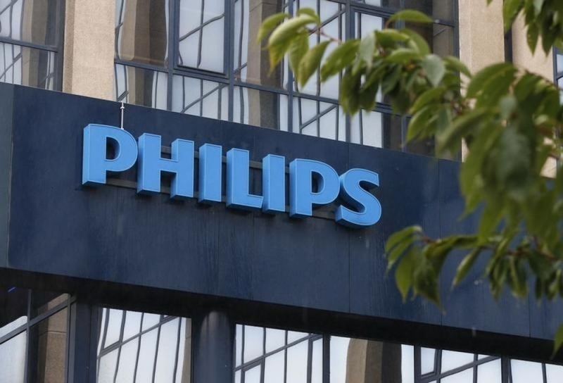 Philips sales jump, bounces back from respirator recall