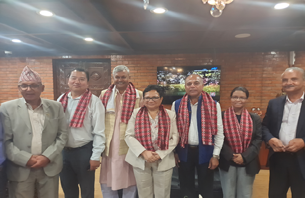 नेकपा (माओवादी केन्द्र) का उपाध्यक्ष भुसालसहित पाँच सदस्यीय टोली भारत प्रस्थान