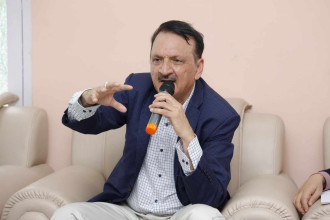 अर्थतन्त्र चलायमान बनाइराख्न पुँजीगत खर्च बढाउछौँ : अर्थमन्त्री महत