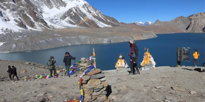 आकर्षणको केन्द्र हिमताल