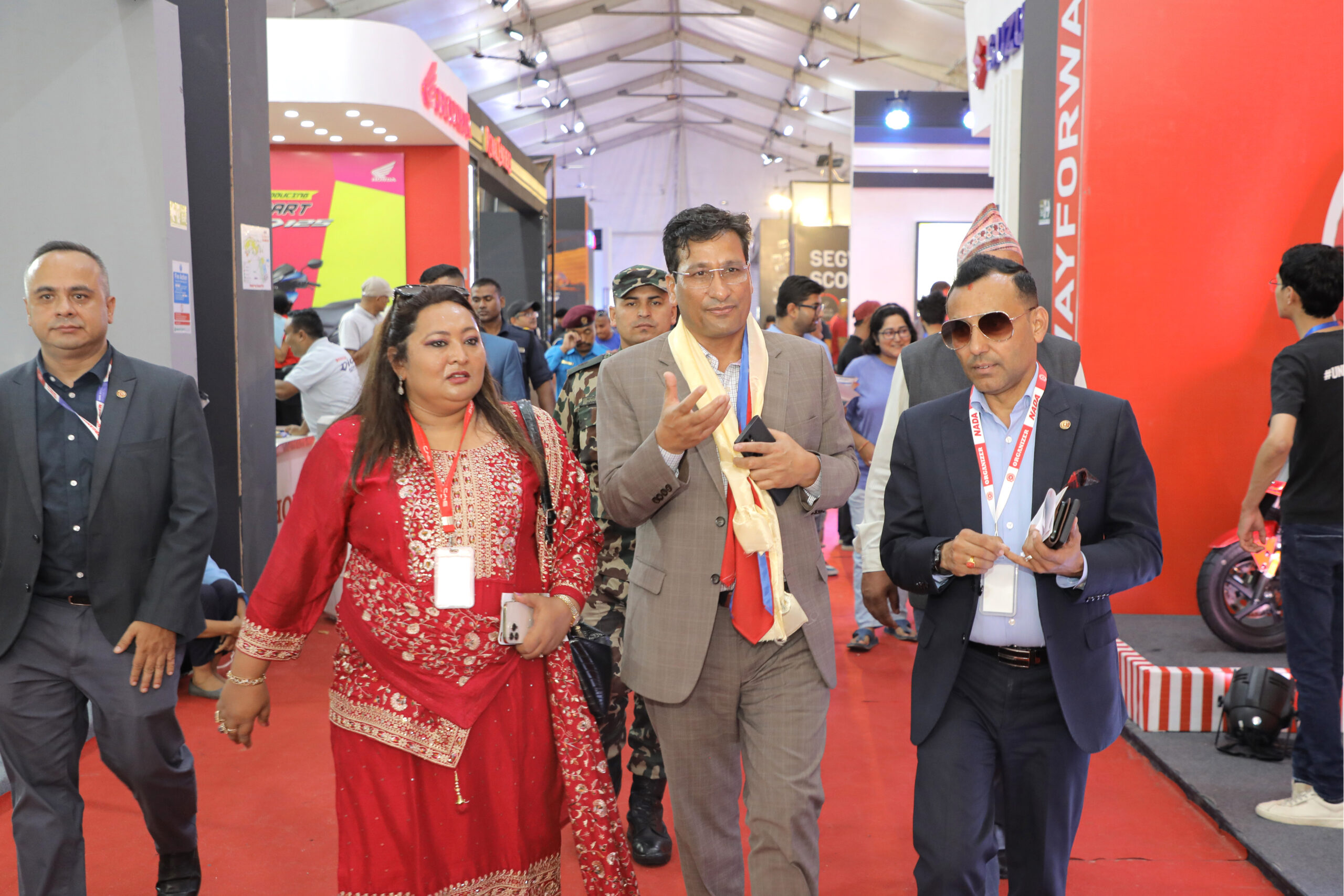 बिजुली खपत बढाउन विद्युतीय सवारी प्रवर्द्धनमा ध्यान केन्द्रित गरेका छौ : ऊर्जामन्त्री बस्नेत